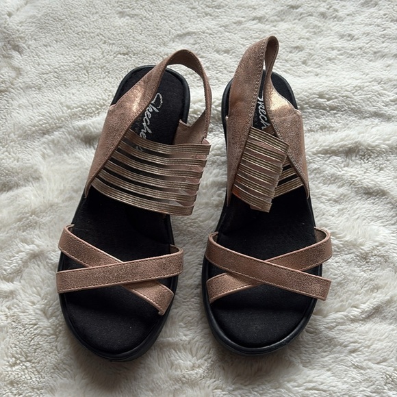 Skechers Rose Gold Wedge Sandals | Comfort Platform Strappy Slides Size 6 - Picture 6 of 10